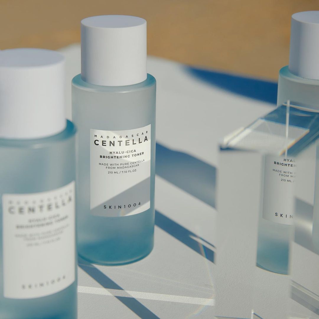 SKIN1004 Hydratačné tonikum s kyselinou hyalurónovou a pupočníkom ázijským (210 ml)